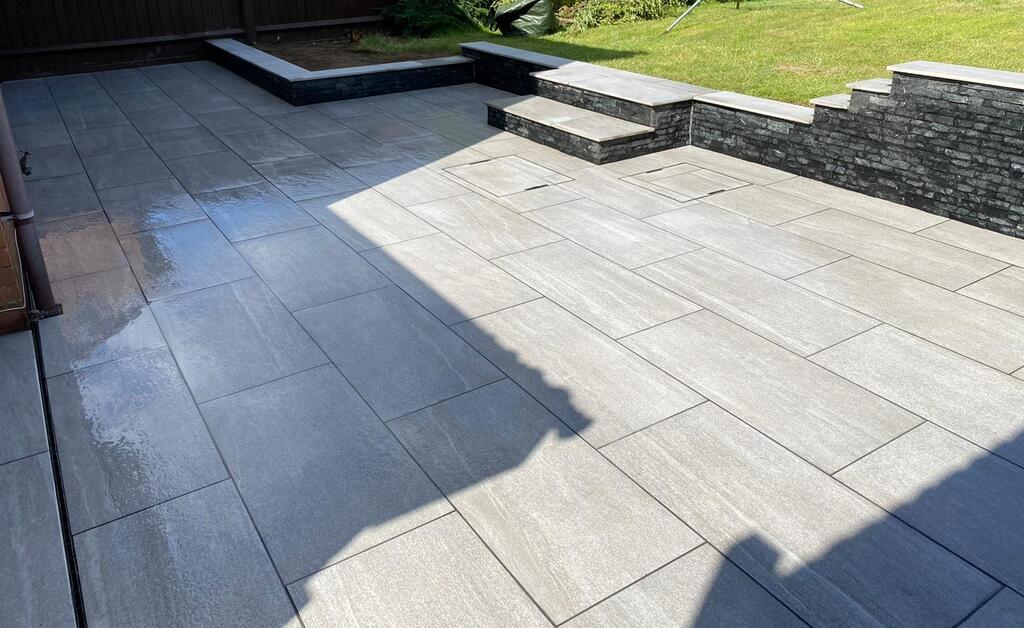 Overland Silver Porcelain Patio with steps and wall 